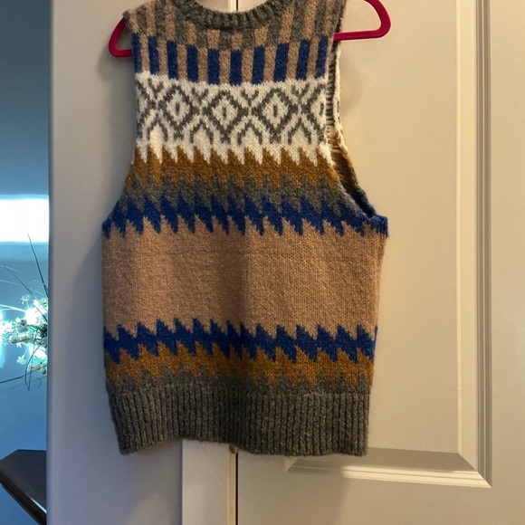 NWOT Ichi Designer Sleeveless Knitted Jumper - Size Small/Medium - Picture 4 of 7